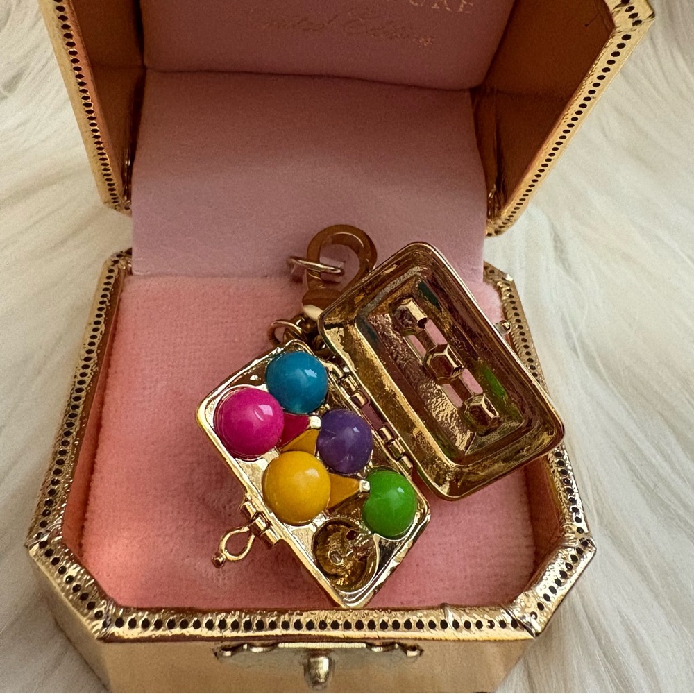 Authentic 2011 Juicy Couture Colorful Easter Egg Carton Charm - Picture 2 of 6